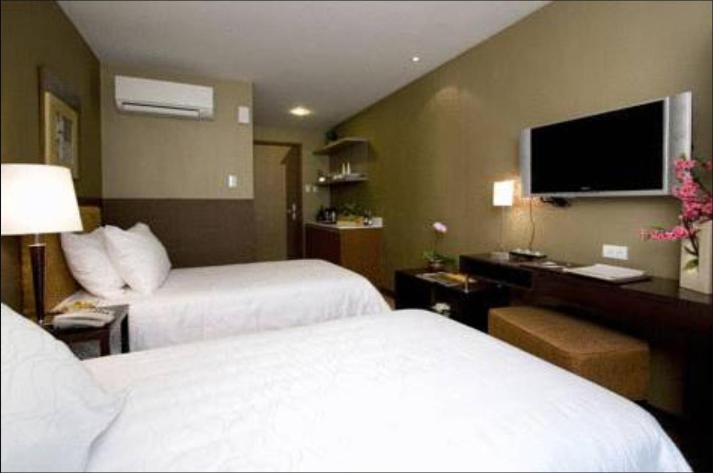 One Tagaytay Place Hotel Suites Official Account Tagaytay City Екстер'єр фото