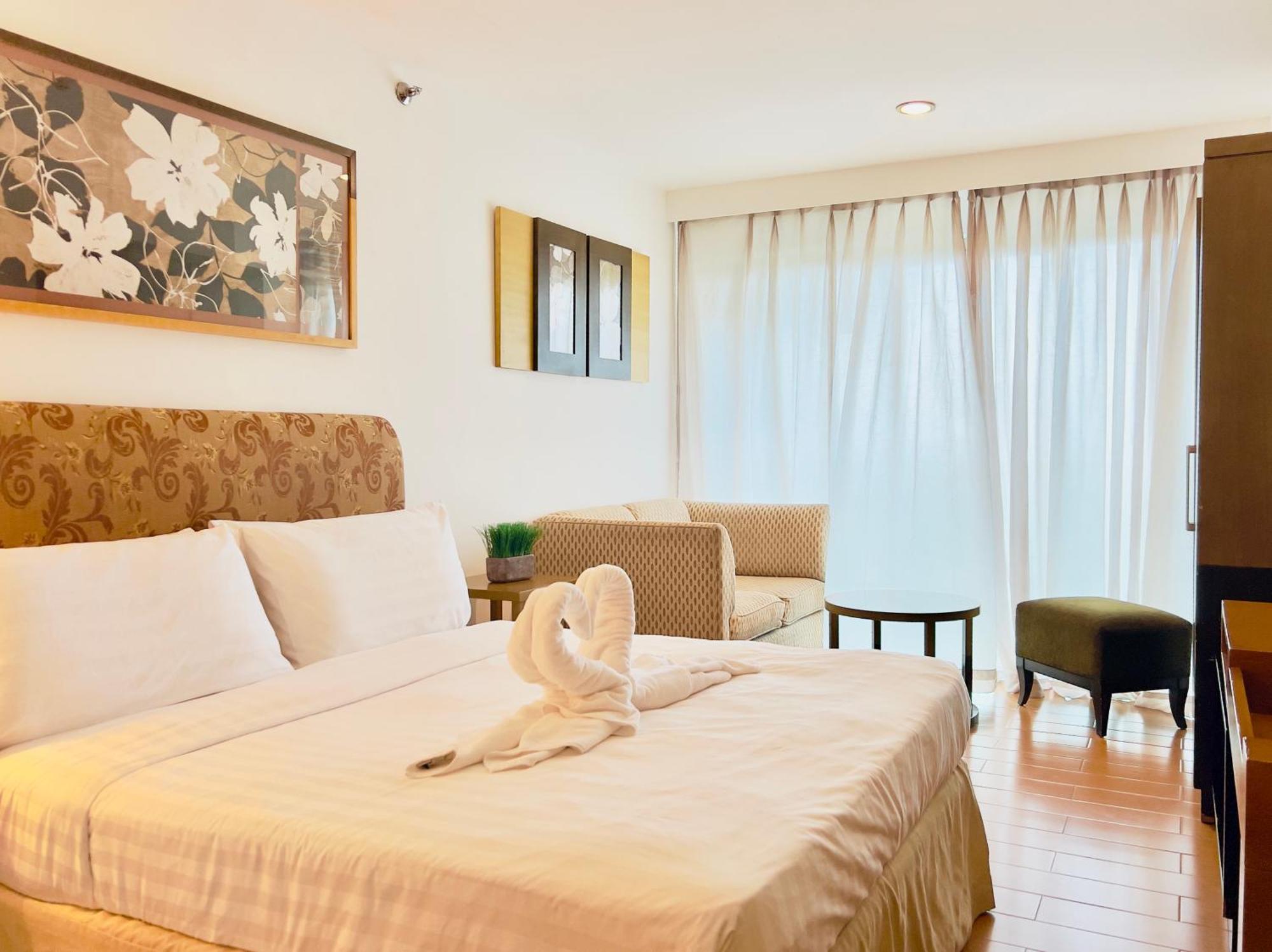 One Tagaytay Place Hotel Suites Official Account Tagaytay City Екстер'єр фото