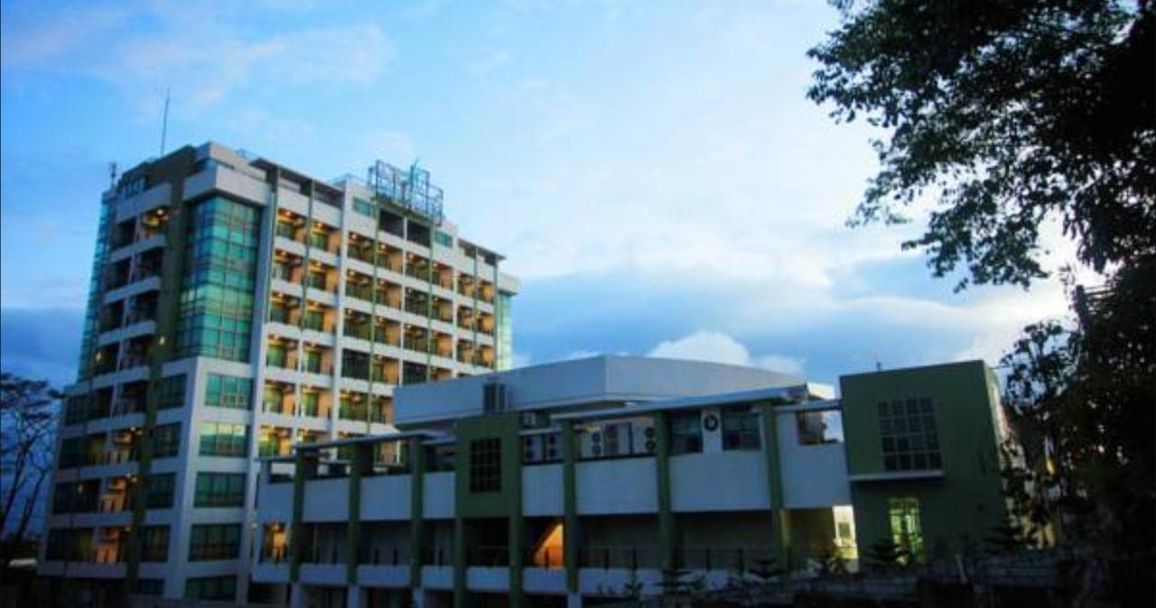One Tagaytay Place Hotel Suites Official Account Tagaytay City Екстер'єр фото